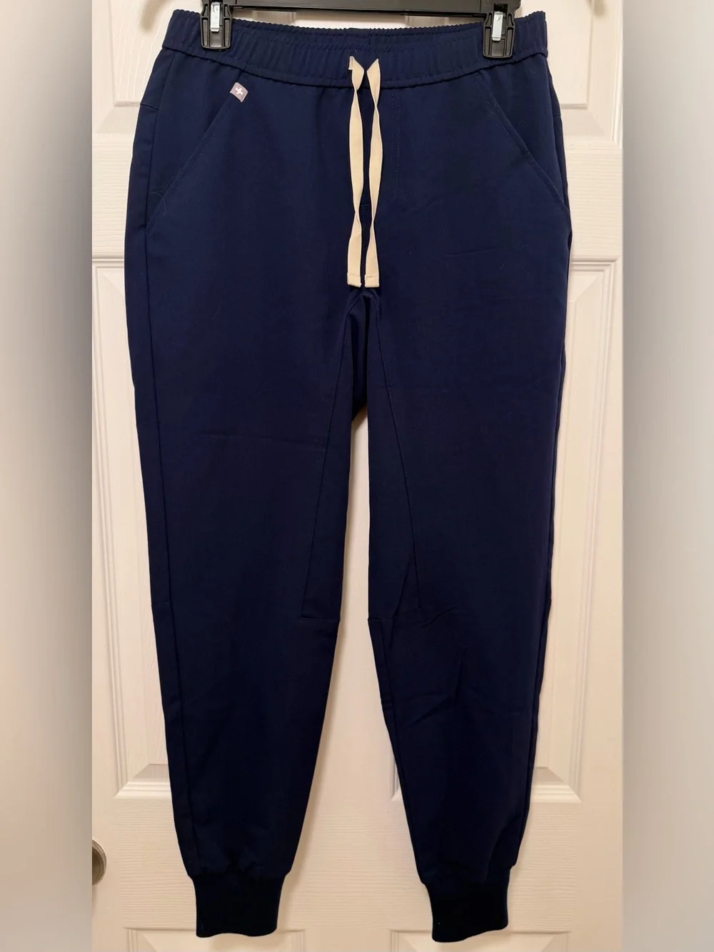 FIGS Men's Navy Blue Tansen Jogger Scrub Pants Size XS Short